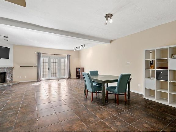 5th image of 5965 Woodway Dr