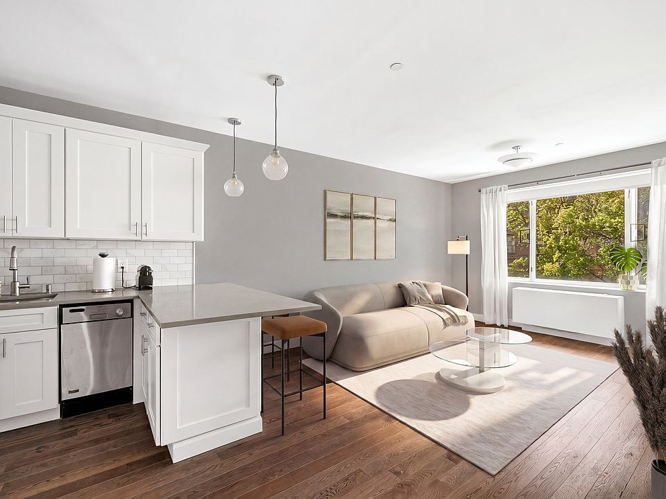 1st image of 30-85 Vernon Blvd #3B