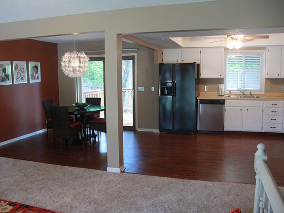 3rd image of 4925 Red Rock Ave
