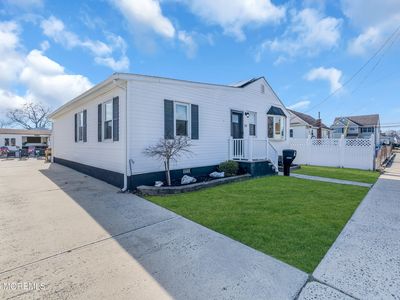 52 Monmouth Avenue, Middletown, NJ, 07748
