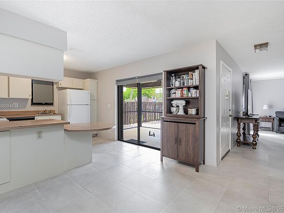 4th image of 2679 NW 99th Ave #N