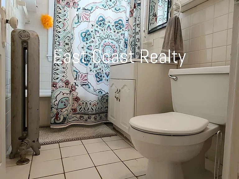 45 Hobart St #2 — Photo 6