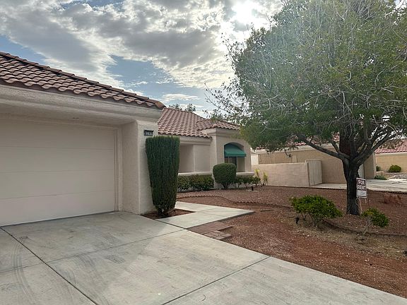 3rd image of 8749 Sundial Dr
