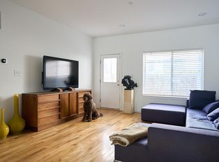 816 Burns St, Philadelphia, PA 19130