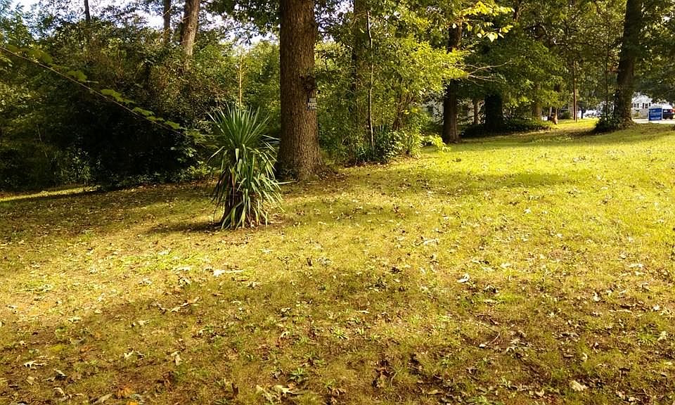 2nd image of 220 Dellinger Rd