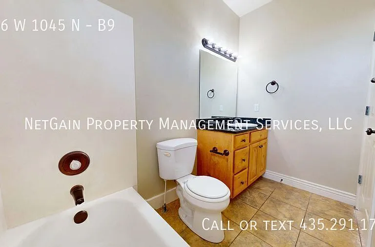 576 W 1045 N #B9 — Photo 10