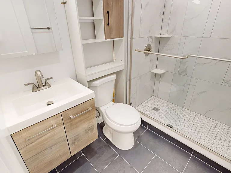 11A Peterborough St #4 — Photo 7