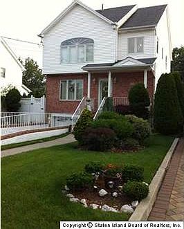 2nd image of 596 Barclay Ave