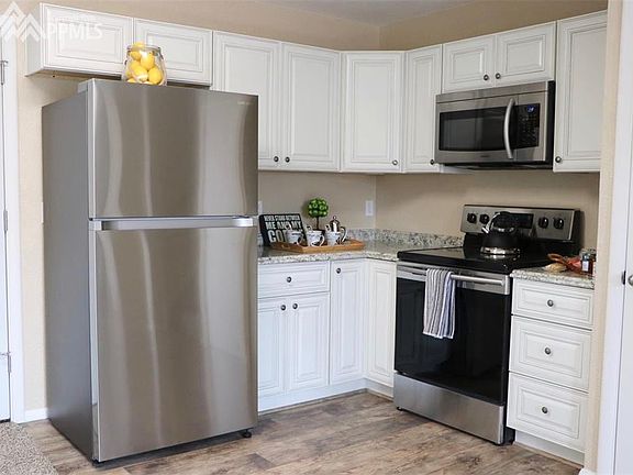 All new Stove, Refrigerator, Microwave and Dishwasher
