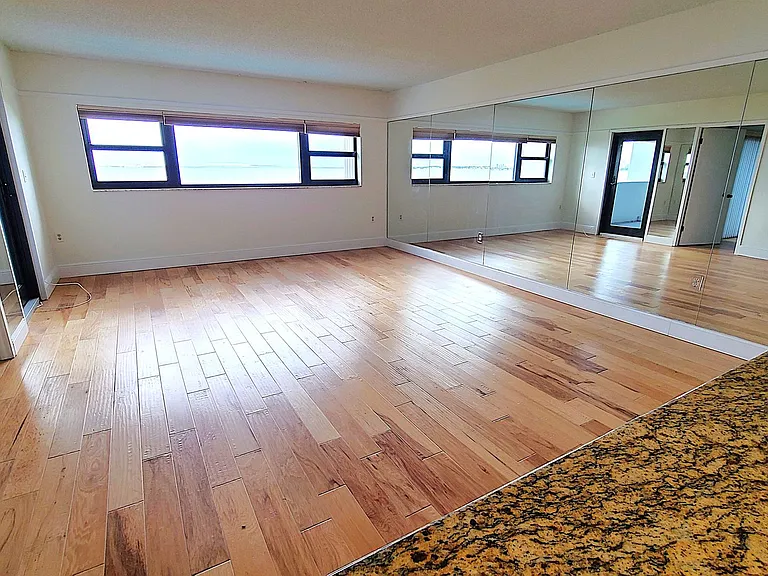 4141 Bayshore Blvd #502 — Photo 7