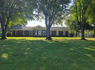 4725 Old Highway 52, Lafayette, TN 37083