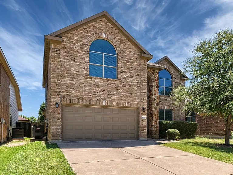 1636 Quail Grove Dr — Photo 2