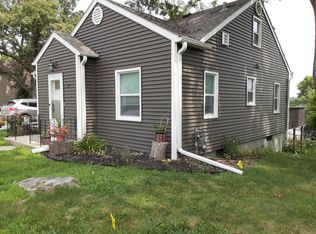 1019 Frank Hall Dr, Albert Lea, MN 56007