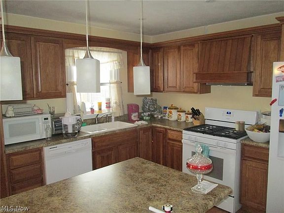 2nd image of 5292 Craig Ave NW