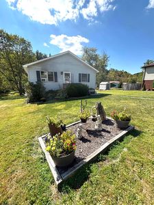 487 Oak St, Kingwood, WV, 26537