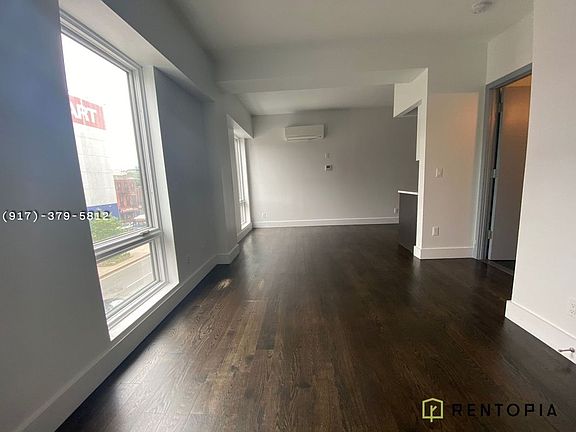 5th image of 596 Washington Ave #4Y