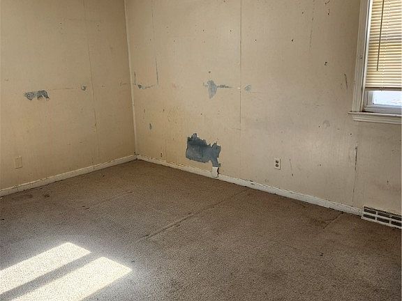 4th image of 6024 Meadowburm Dr