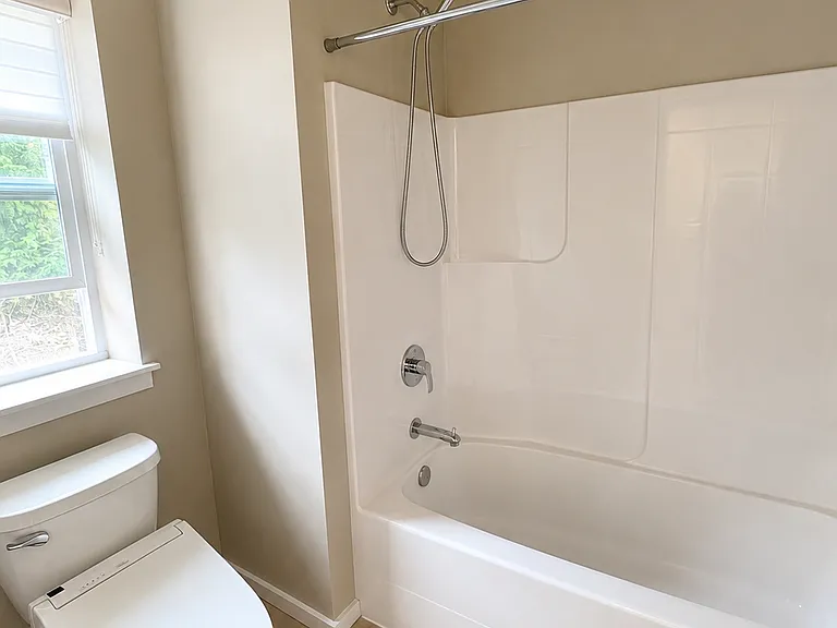 6903 NE 133rd St — Photo 22