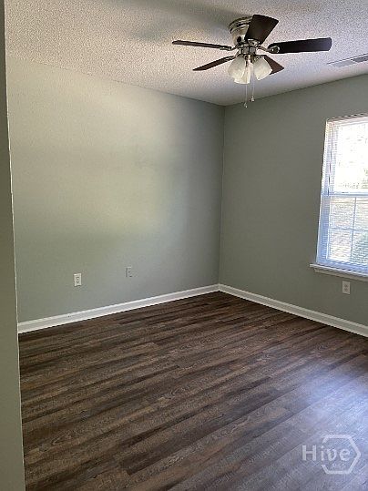 2nd image of 190 Lavender Lakes Dr