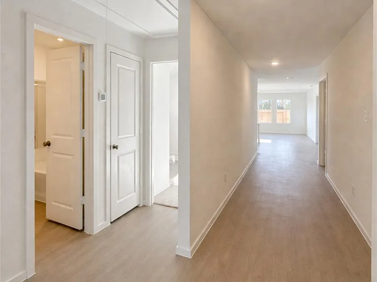 15679 Plum Brook Dr — Photo 6