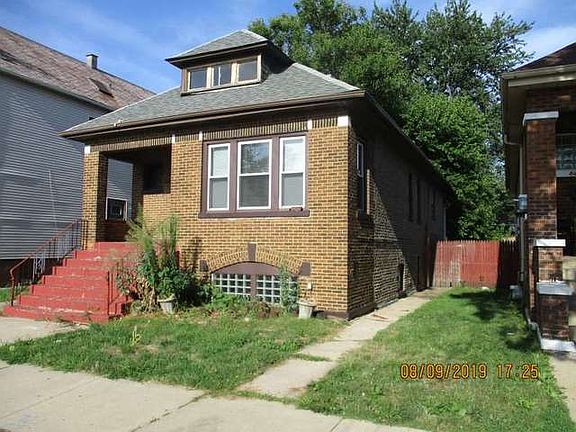 3rd image of 8449 S Saginaw Ave