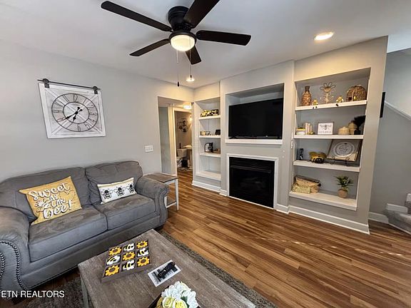 5th image of 535 Orchard Valley Way #342