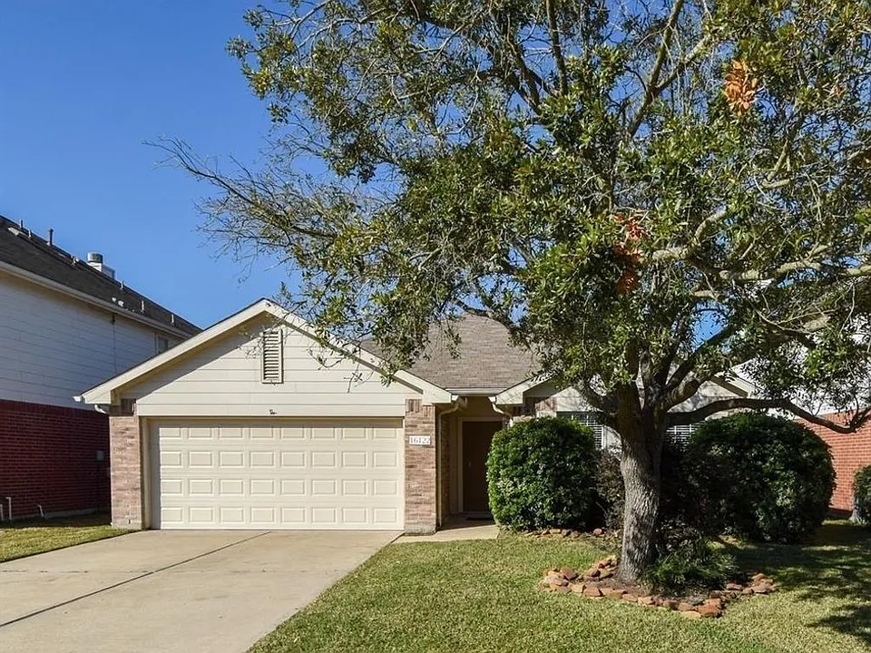 16122 Speyburn Ct