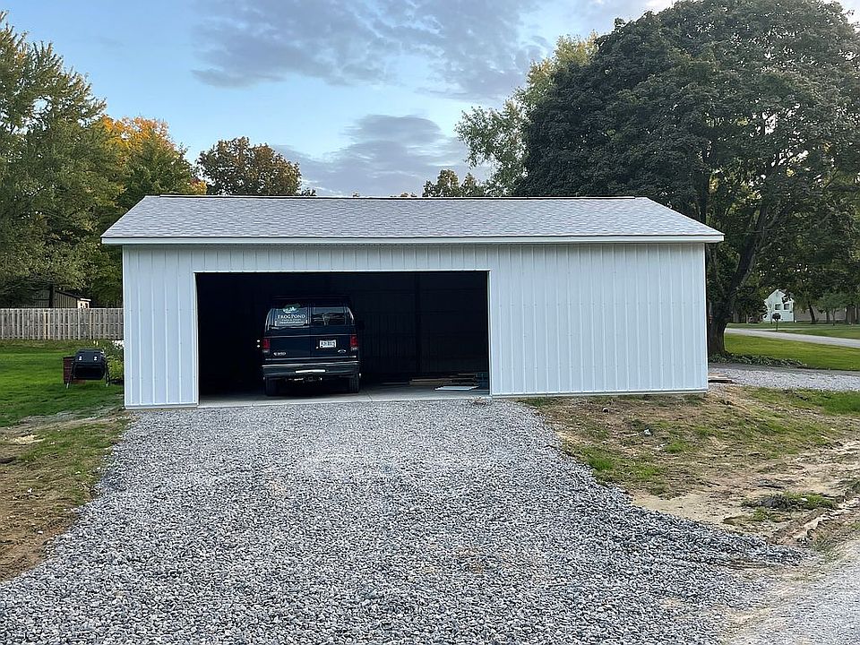 2nd image of 6071 Elk Rd