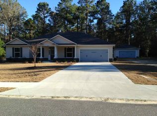 237 Parkside Cir, Crawfordville, FL 32327