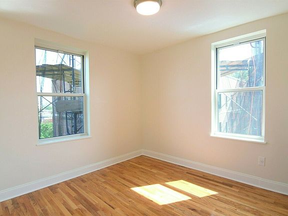 3rd image of 34-33 90th St APT F22