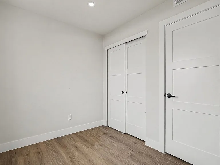 1370 Lowell Blvd — Photo 22