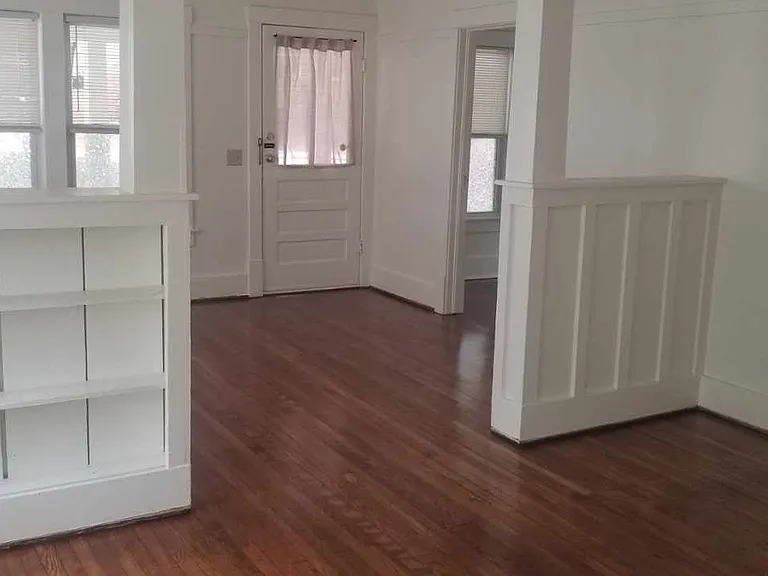 327 S Duncan Ave — Photo 4