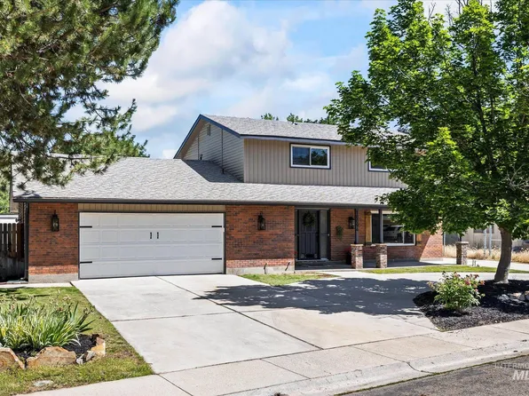 10094 W Barnsdale Dr, Boise, ID 83704