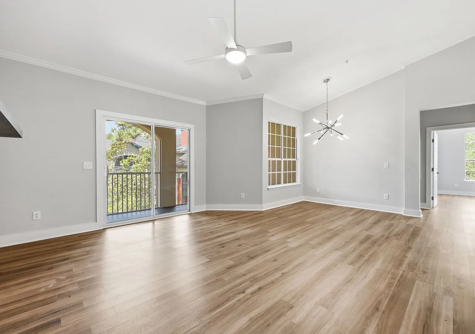 211 Colima Court Unit 1138 — Photo 4