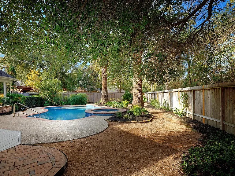 38 Eagle Mead Pl — Photo 31