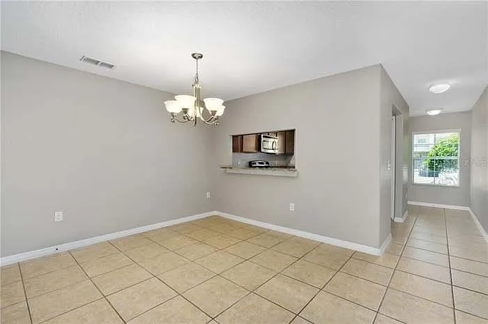 221 Carina Cir — Photo 3