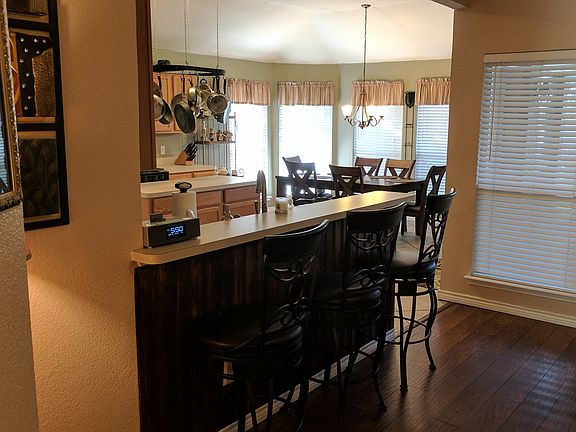 5th image of 623 Joy Ln