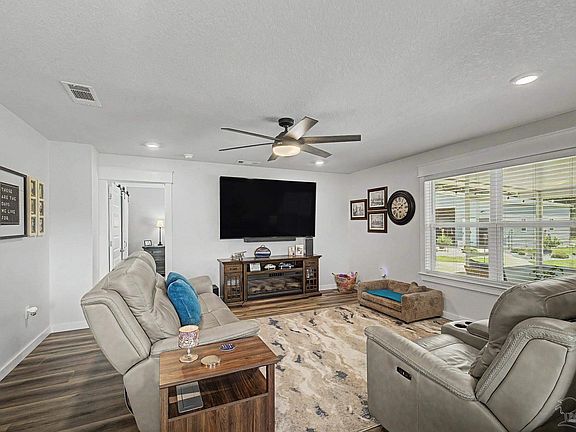 2nd image of 7515 Saddlebrook Ave