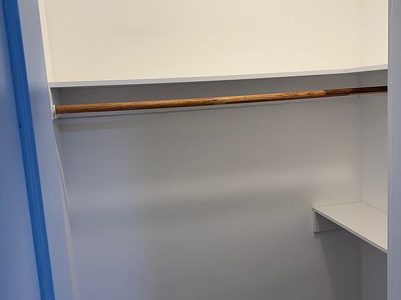5th image of 126 Plauderville Ave #2
