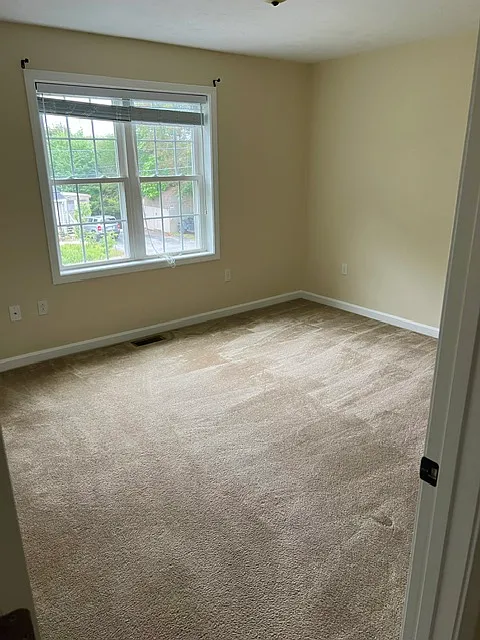 3 bed, 1748 sqft, $3,300 — Photo 2