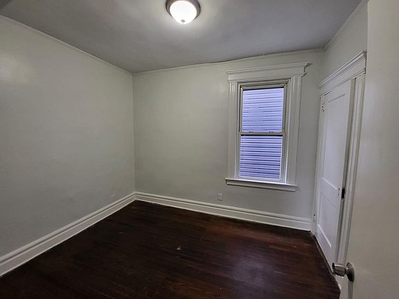 5th image of 103 Isabella Ave #2A