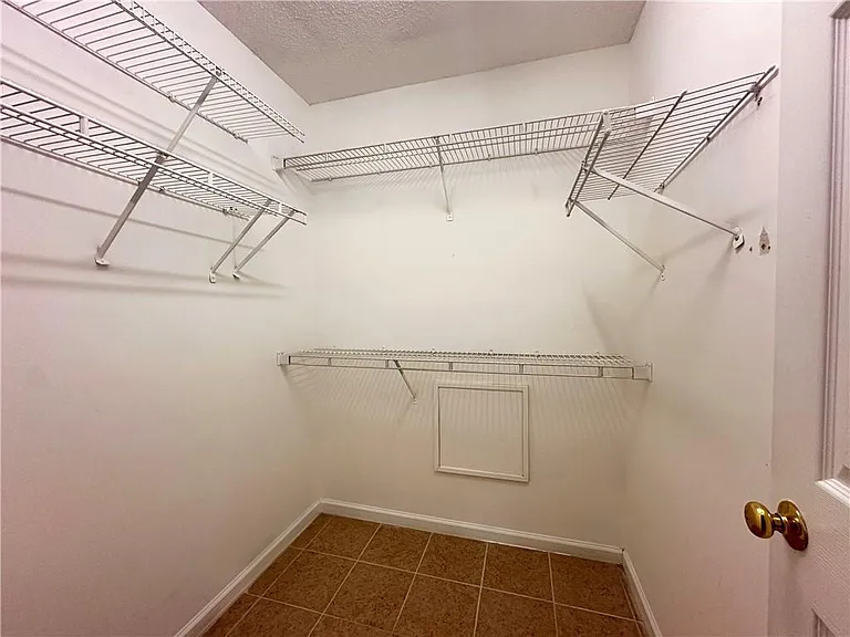 11900 Carriage Park Ln — Photo 15