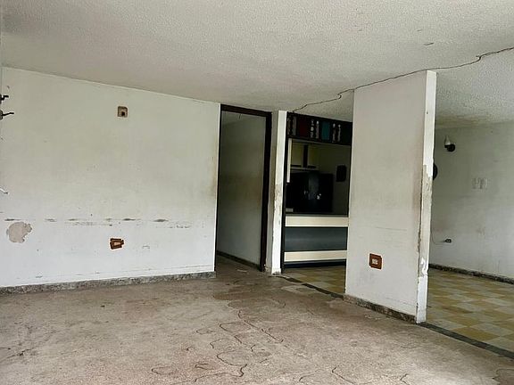 2nd image of Urb River View E Calle #19-4