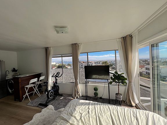 5th image of 3312 Avenida De Portugal