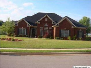 109 Old Pointe Way, Huntsville, AL 35806