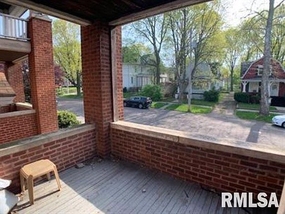 2nd image of 1317 N Ellis St