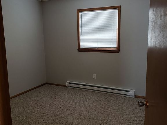 4th image of 706 Roberts Ave NW #4