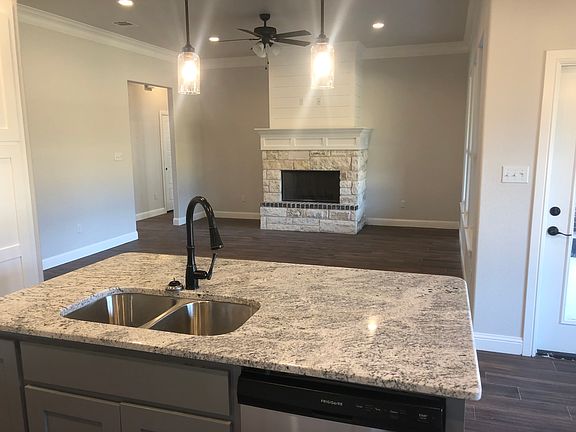5th image of 3904 Mountain Vista Dr