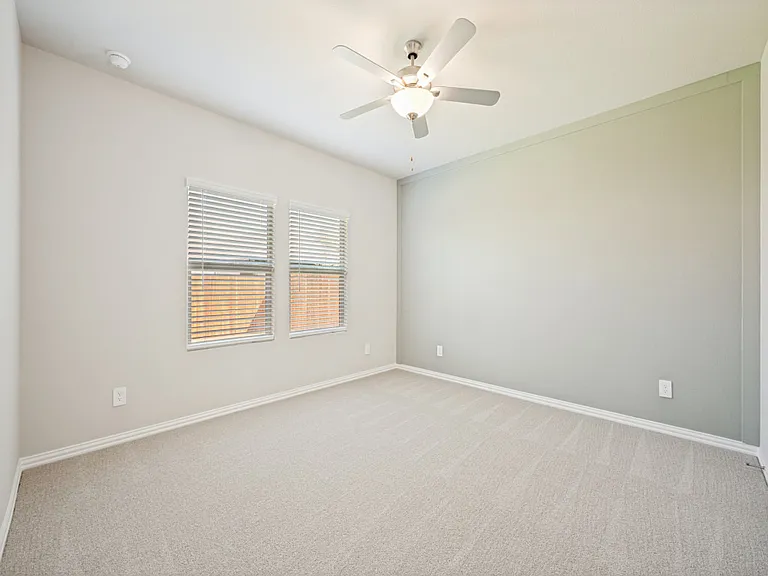 715 Dotty Dr — Photo 17