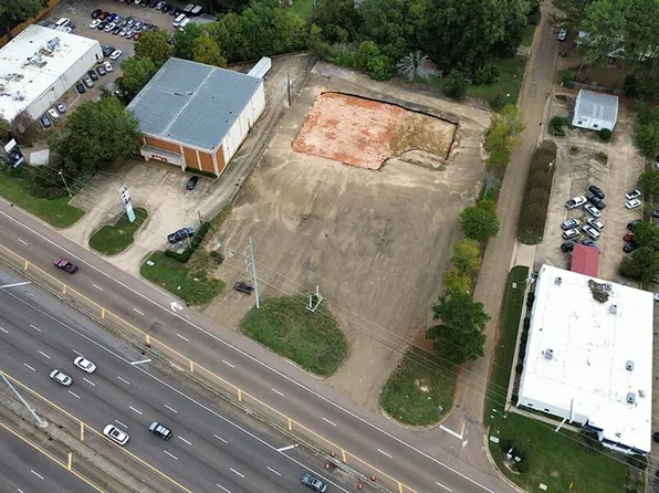 5402 Interstate Highway 55 N, Jackson, MS 39211